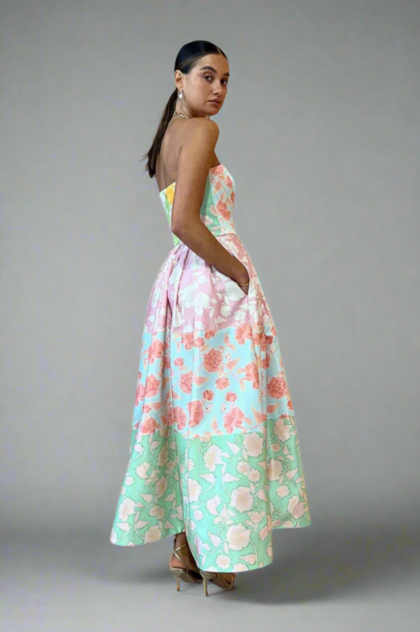 Ana Halterneck Maxi Dress